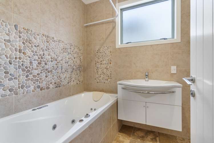 1004b Port Road Whangamata_18