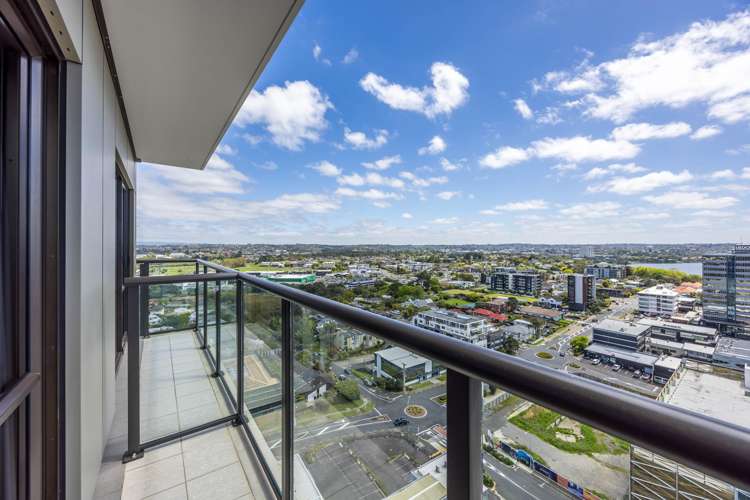 Address withheld Takapuna_14