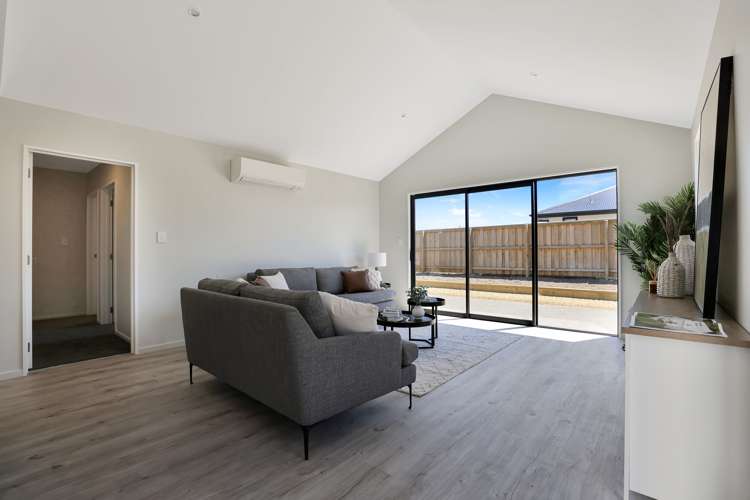 10 Strowan Avenue Elgin_8