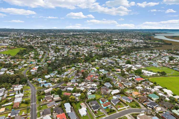 43 Farquhar Road Glendene_21