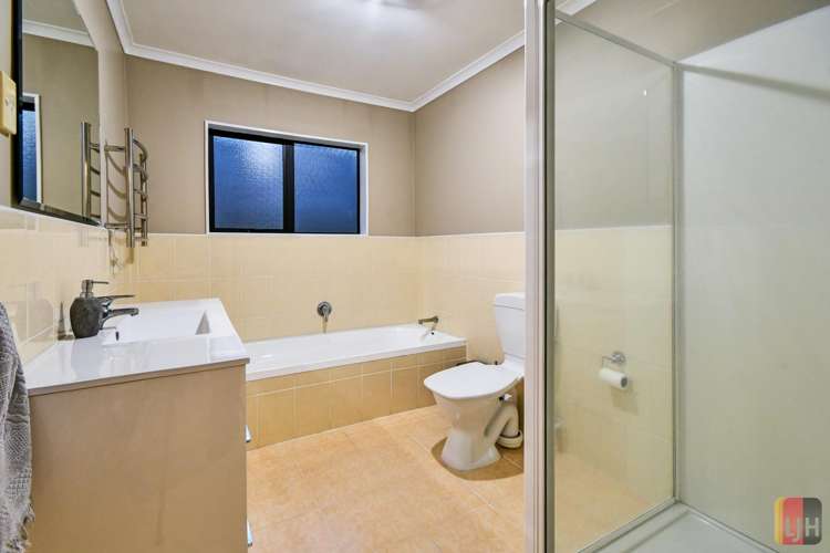 51 Castlefinn Drive Manurewa_11