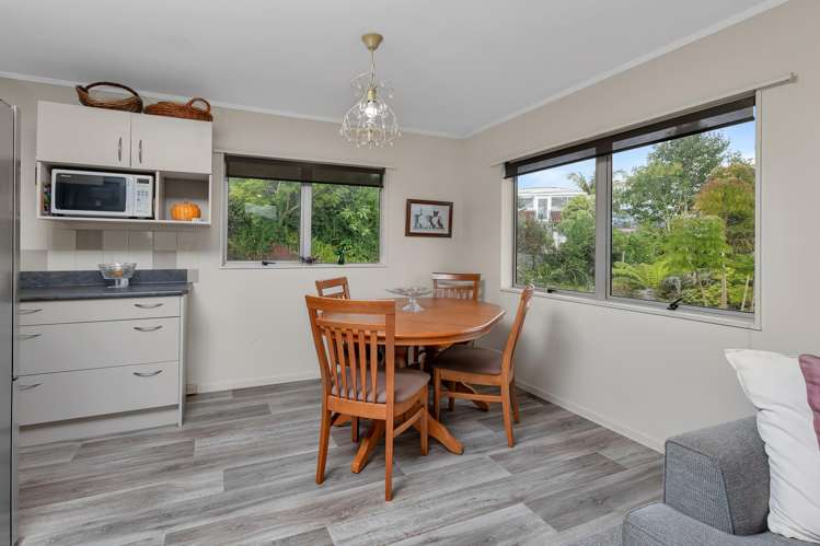 11B Robin Hood Place Onerahi_6