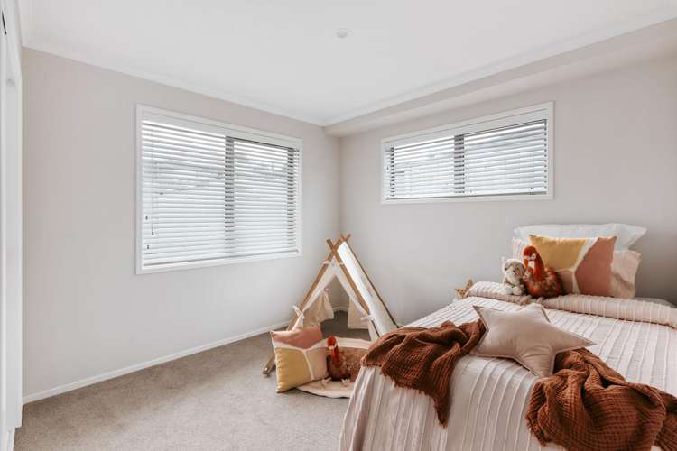 106 Whakaturou Crescent Pyes Pa_17