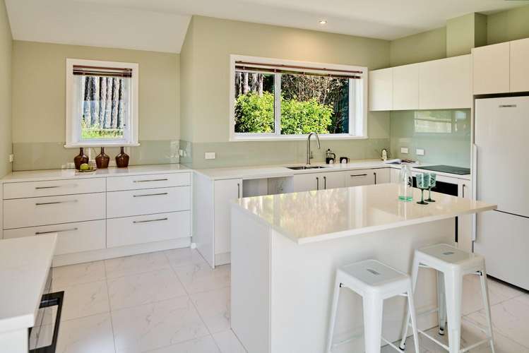 32 Karamu Street Ngaio_1