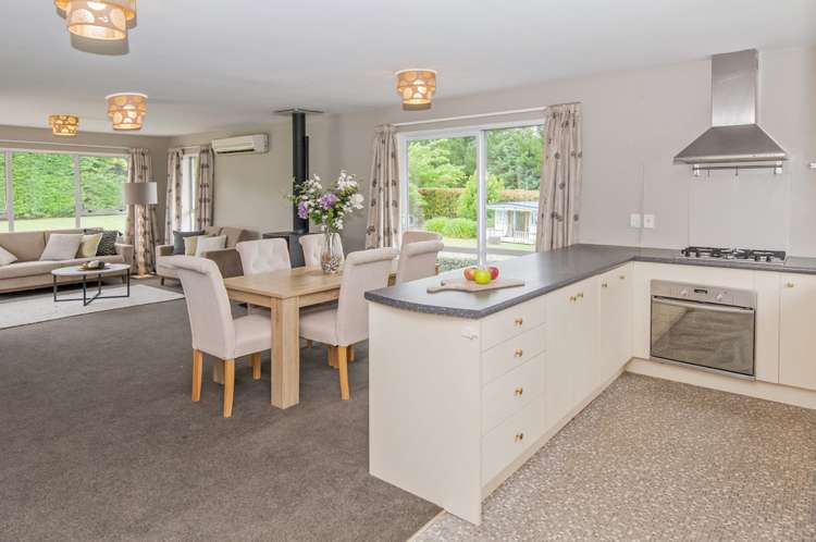 703 Robinsons Road Rolleston_10