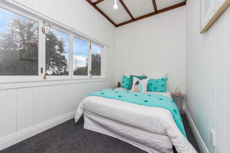 3212 Great North Road New Lynn_7
