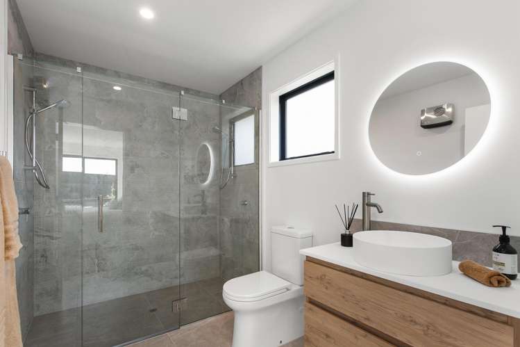 6 Earl Way Amberley_11