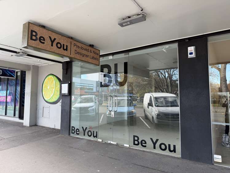 117-120 The Square Palmerston North_3