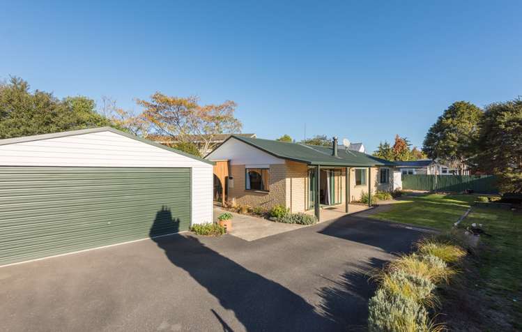 8 Somerville Lane Brightwater_1