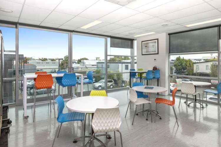 323 Madras Street City Centre_12