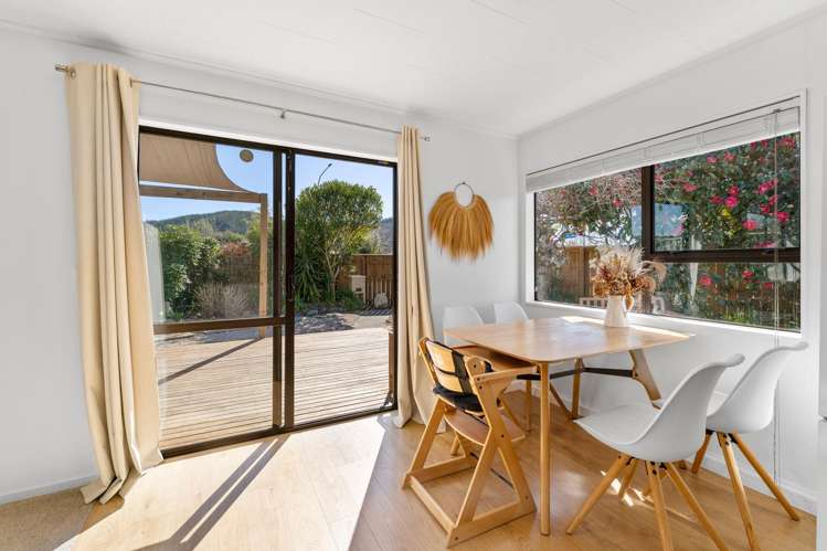 1a Lord Auckland Road Wakefield_3