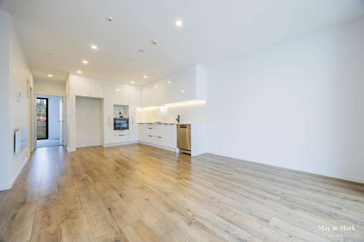 G04/1A Kings Road Mount Roskill_10