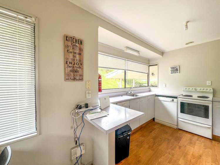 105 Mount View Road Thames_12