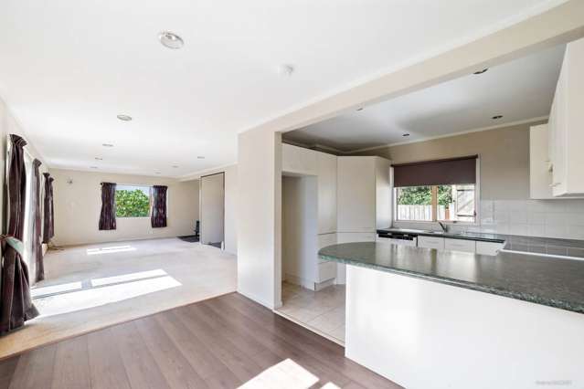 2/16 Portobello Place Torbay_3