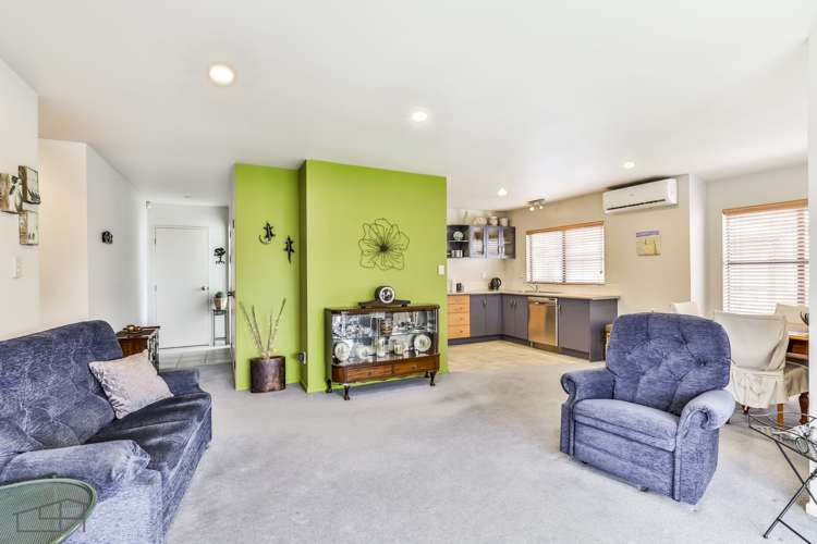 72l Seabrook Avenue New Lynn_5