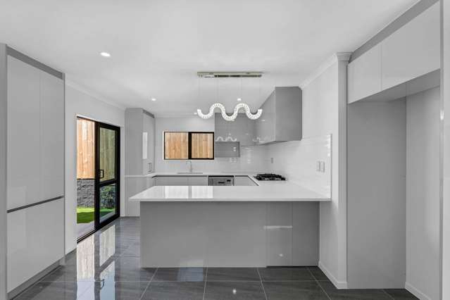 12a Mcleod Road Weymouth_3