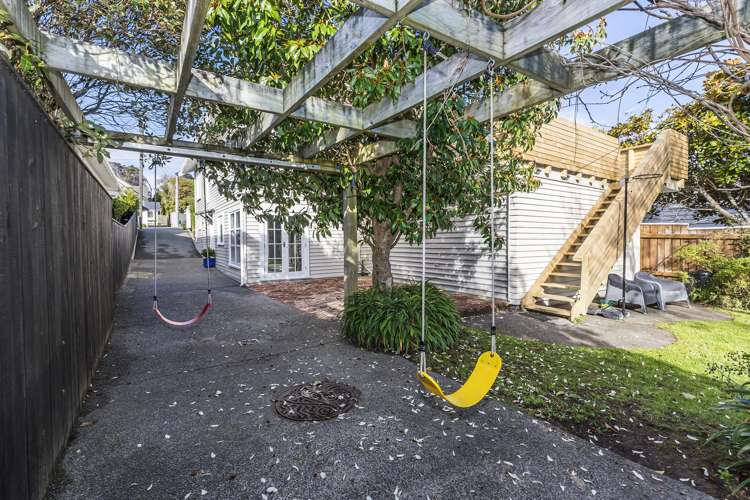 8 Friend Street Karori_24