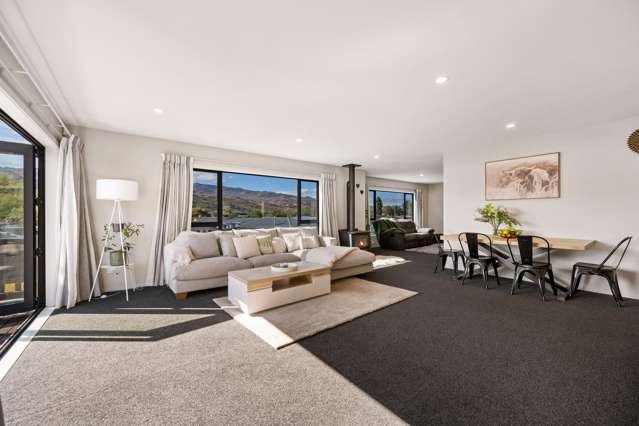 71 Stratford Drive Mount Pisa_4