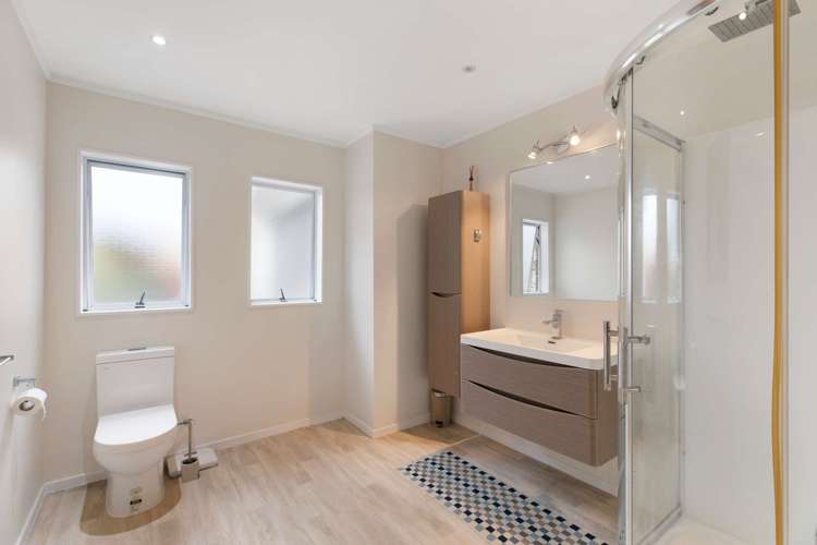 75 Lakeside Drive Orewa_11