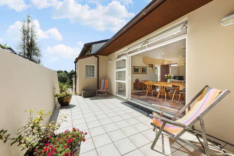 29 Beach Street Sandspit_13