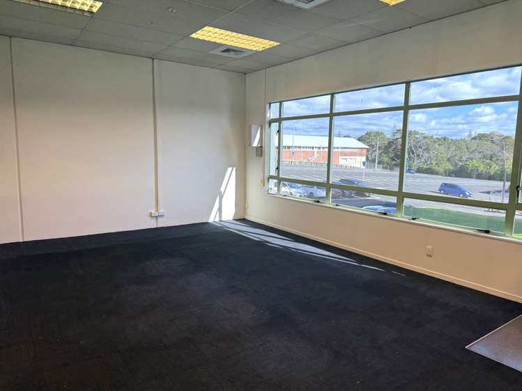 26 Delta Avenue New Lynn_2