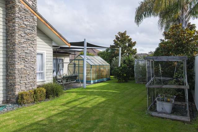 11 Pohutukawa Grove Lytton West_2