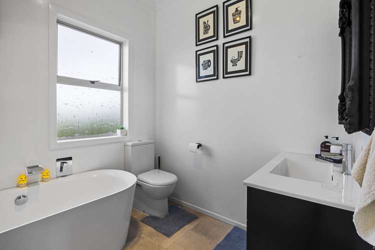 42 Denby Road Hawera_11