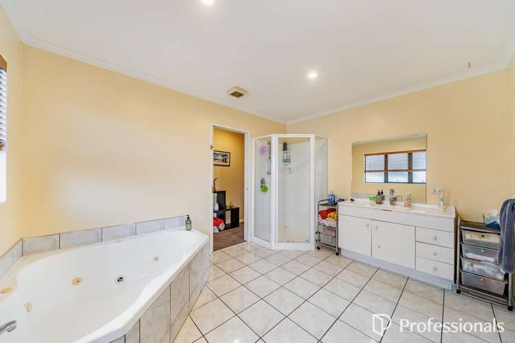 13 Birkinshaw Grove Riverstone Terraces_12