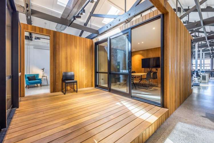 317 New North Road Kingsland_16