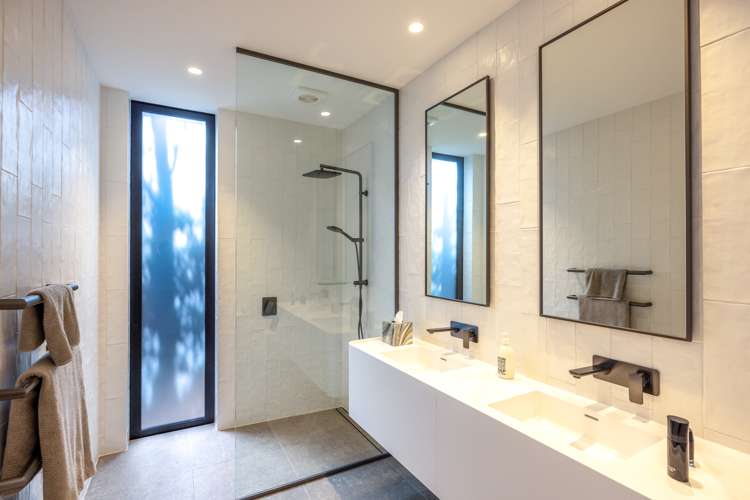 74 Burrell Road Oneroa_8