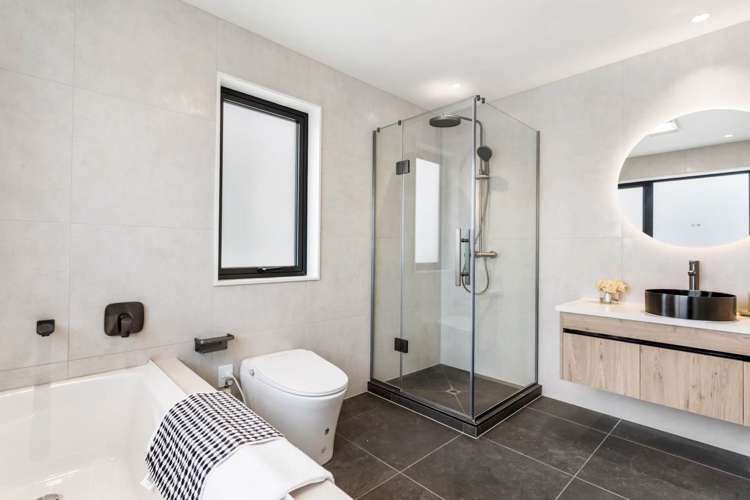 1A-1C Altair Place Windsor Park_16