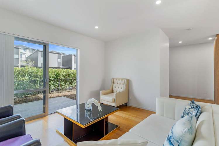 7 Karengo Street Long Bay_8
