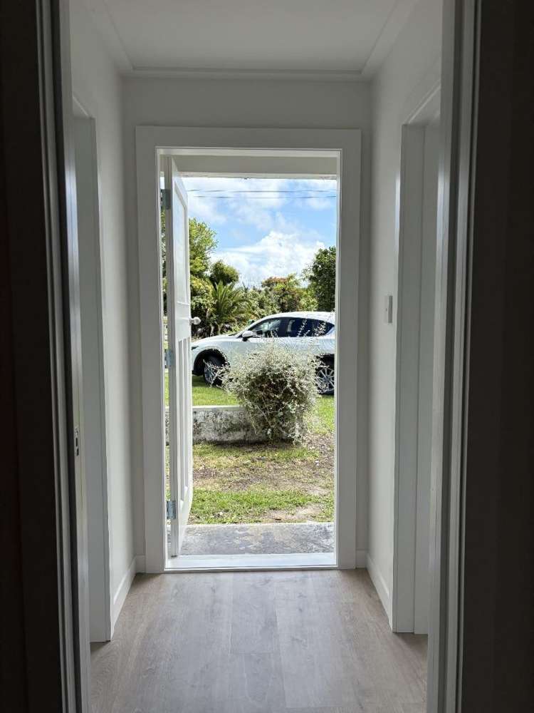 18 Dickson Street 1052_9