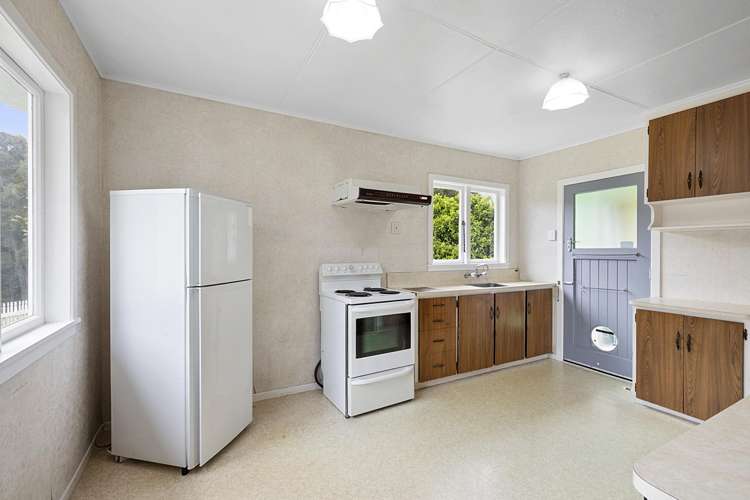 117H Seaview Road Westown_7