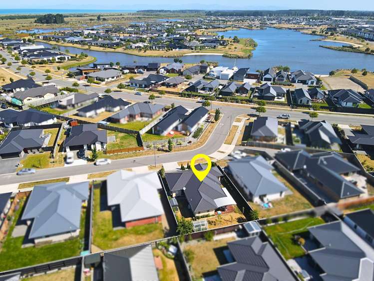 7 Helicon Street Pegasus_1