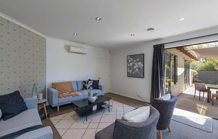 10 Lucy Murcott Place Stoke_18