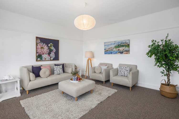 52 Puru Crescent Lyall Bay_6