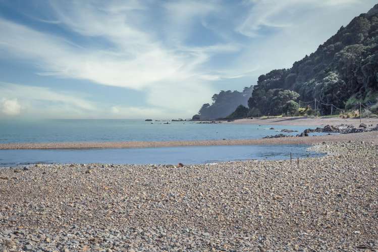 1000A Thames Coast Road Kereta_18