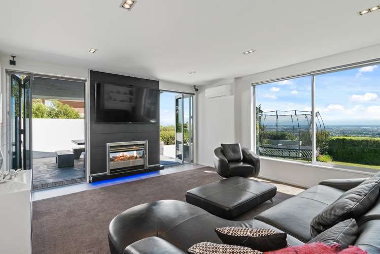 8 The Ridge Kennedys Bush_10