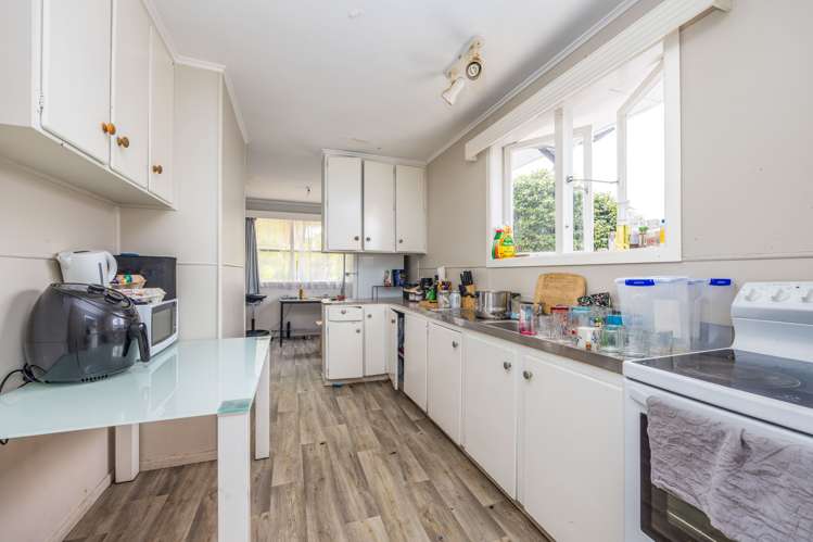 47 Clayton Avenue Otara_9