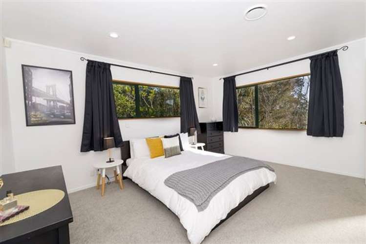 37a Amberley Avenue Te Atatu South_13