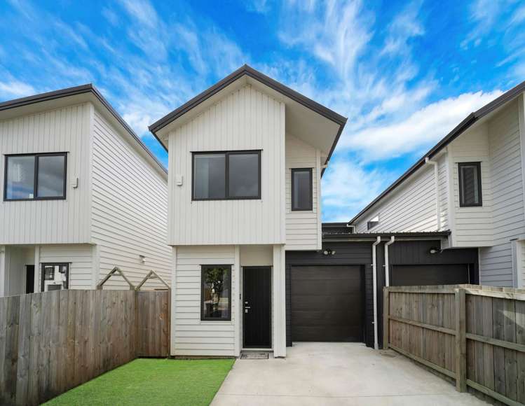 13 John Burn Road_3