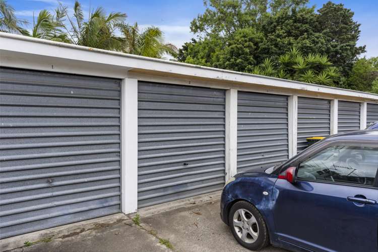 2/34 Lake Pupuke Drive Takapuna_17