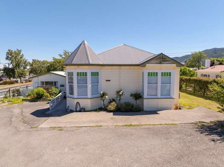 42 Fox Street Featherston_22