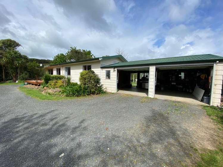 501 Waitetuna Valley Road Raglan_34