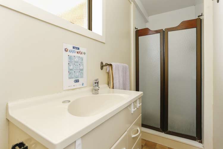 165 Glengarry Road Glen Eden_20