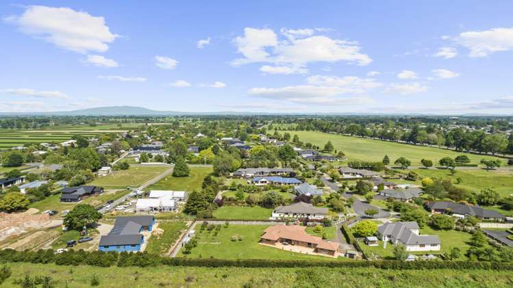 148 Amelia Place Leamington_25