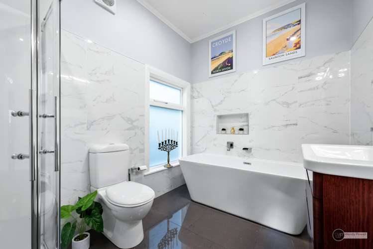 78 Penrose Street Woburn_16