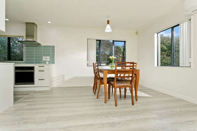 2/22 Cresta Avenue Beach Haven_3