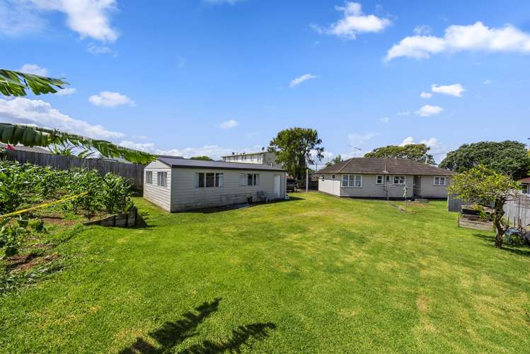 2/35 Forbes Road Favona_2